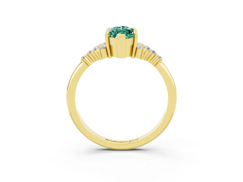 Yellow gold Marquise Cut Green Sapphire Ring with Side Stones and Four-Prong Setting_39