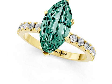 Yellow gold Marquise Cut Green Sapphire Solitaire Pavé Band with Four-Prong Setting_1