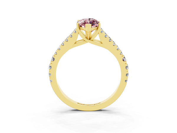 Yellow gold Marquise Cut Morganite Split Shank Pavé Engagement Ring with Four-Prong Setting