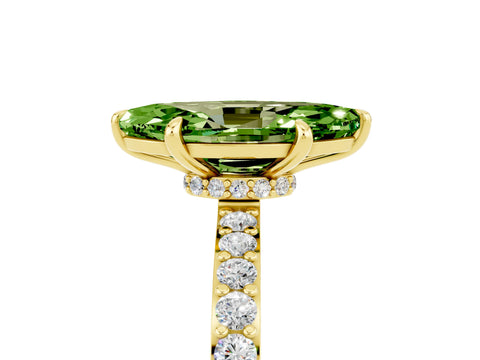 Yellow gold Marquise Cut Peridot Solitaire Engagement Ring with Pavé Band and Four-Prong Setting_5