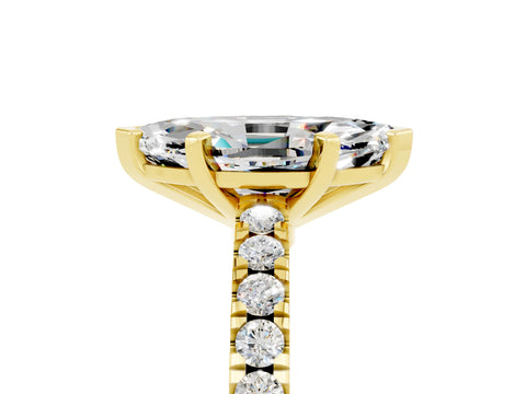 Yellow gold Marquise Cut Solitaire Diamond with Pavé Band and Four-Prong Setting_5