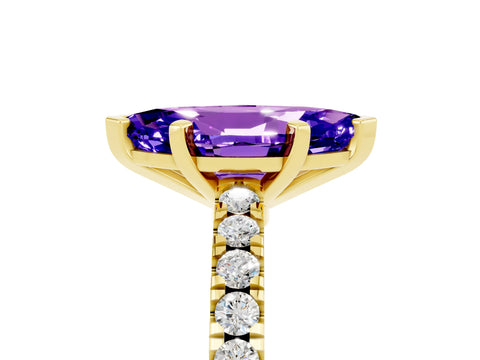 Yellow gold Marquise Cut Solitaire Diamond with Pavé Band and Four-Prong Setting_5