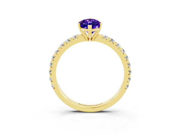 Yellow gold Marquise Cut Tanzanite Pavé Solitaire Engagement Ring with Four-Prong Setting