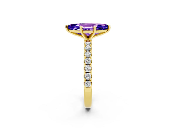 Yellow gold Marquise Cut Tanzanite Solitaire Pavé Band with Four-Prong Setting