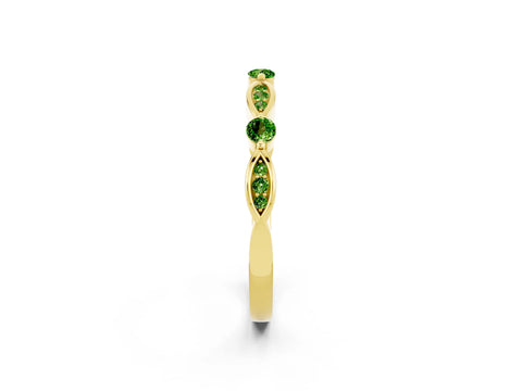 Yellow gold Marquise and Round Peridot Milgrain Band with Bezel Setting_8