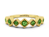 Yellow gold Milgrain Square Bezel Round Peridot Chevron Band_6
