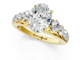 Yellow gold Oval Brilliant Diamond Pavé Band with Six-Prong Setting_4