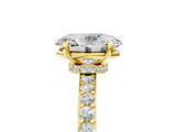 Yellow gold Oval Brilliant Pavé Band Solitaire with Four-Prong Setting_35