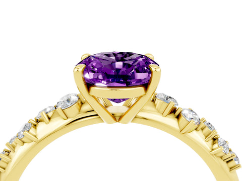 Yellow gold Oval Cut Amethyst Cluster Side Stone Solitaire Ring with Prong Setting_28