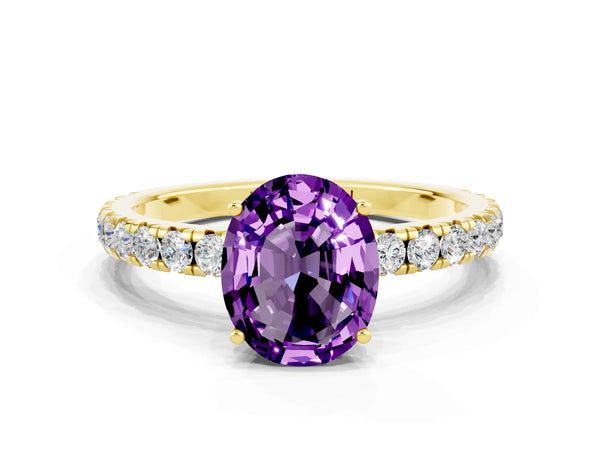 Yellow gold Oval Cut Amethyst Pavé Solitaire Engagement Ring with Four-Prong Setting