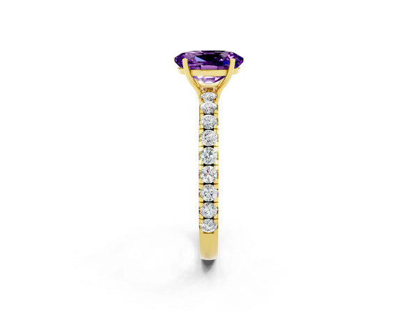 Yellow gold Oval Cut Amethyst Pavé Solitaire Engagement Ring with Four-Prong Setting
