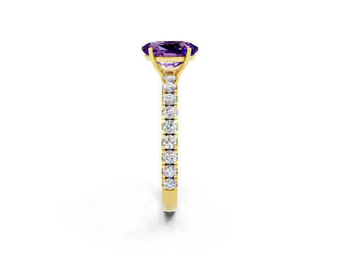Yellow gold Oval Cut Amethyst Pavé Solitaire Engagement Ring with Four-Prong Setting_36