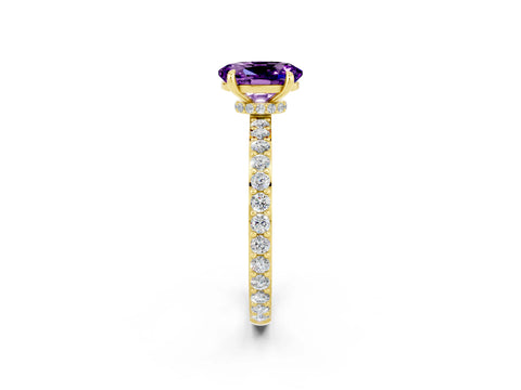 Yellow gold Oval Cut Amethyst Ring with Pavé Band and Four-Prong Setting_2