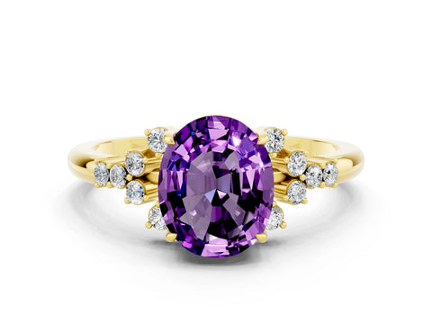 Yellow gold Oval Cut Amethyst Ring with Side Stones and Four-Prong Setting_72