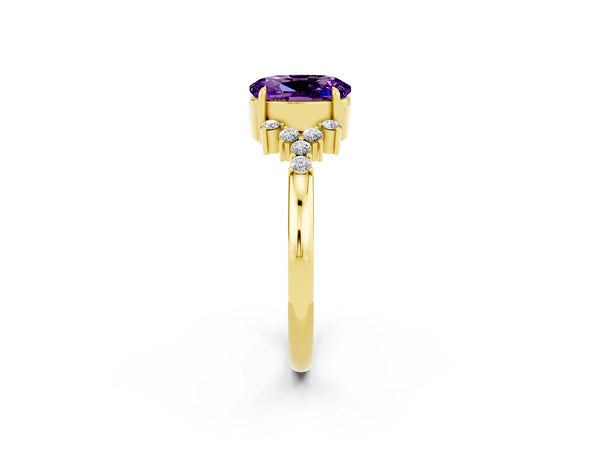 Yellow gold Oval Cut Amethyst Ring with Side Stones and Four-Prong Setting