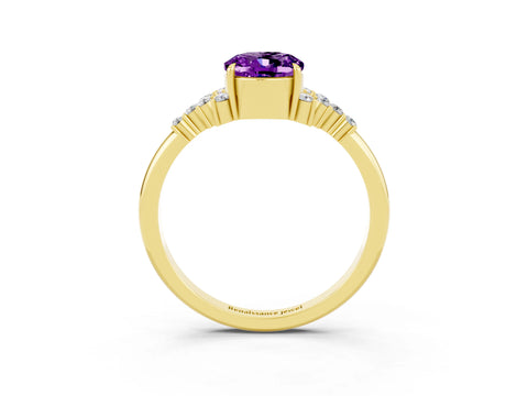 Yellow gold Oval Cut Amethyst Ring with Side Stones and Four-Prong Setting_75