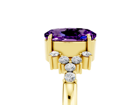 Yellow gold Oval Cut Amethyst Ring with Side Stones and Four-Prong Setting_77