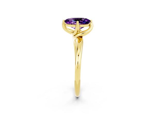 Yellow gold Oval Cut Amethyst Solitaire Engagement Ring with Four-Prong Setting and Classic Band