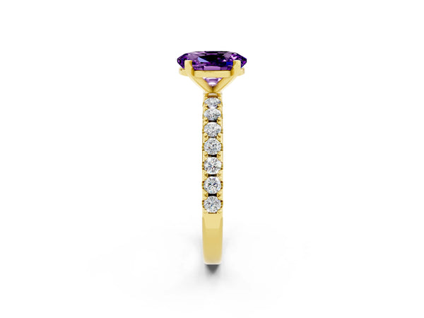 Yellow gold Oval Cut Amethyst Solitaire Pavé Band with Four-Prong Setting