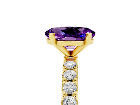Yellow gold Oval Cut Amethyst Solitaire Pavé Band with Four-Prong Setting_5