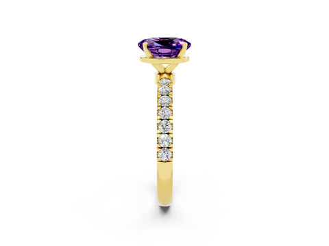 Yellow gold Oval Cut Amethyst Solitaire Ring with Pavé Accents and Four-Prong Setting_2