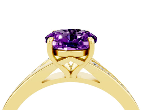 Yellow gold Oval Cut Amethyst Solitaire Ring with Pavé Band and Prong Setting_4