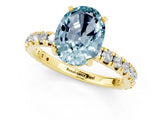 Yellow gold Oval Cut Aquamarine Pavé Solitaire Ring with Round Band and Prong Setting_25
