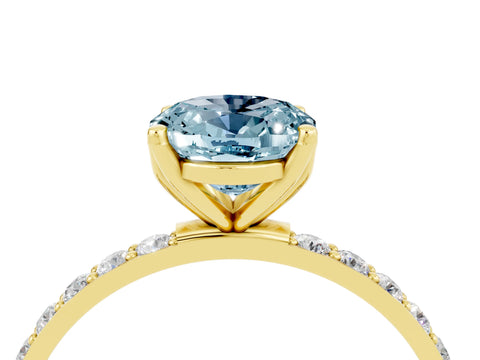 Yellow gold Oval Cut Aquamarine Solitaire Engagement Ring with Pavé Band and Prong Setting_4
