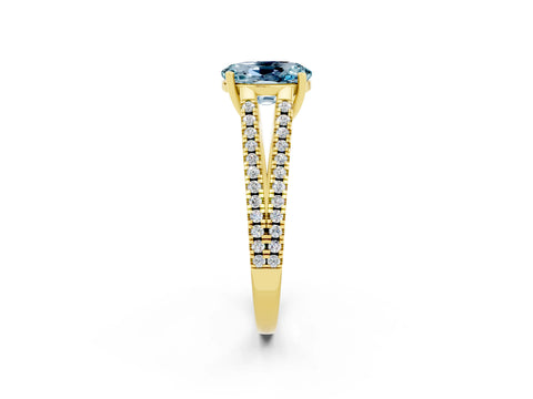 Yellow gold Oval Cut Aquamarine Solitaire Engagement Ring with Split Shank Pavé Band_2
