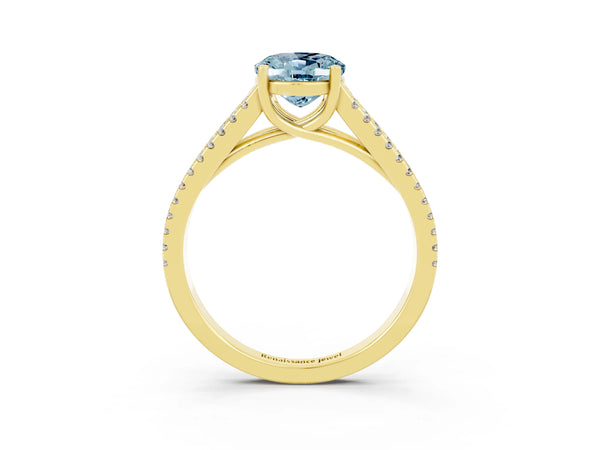 Yellow gold Oval Cut Aquamarine Solitaire Engagement Ring with Split Shank Pavé Band