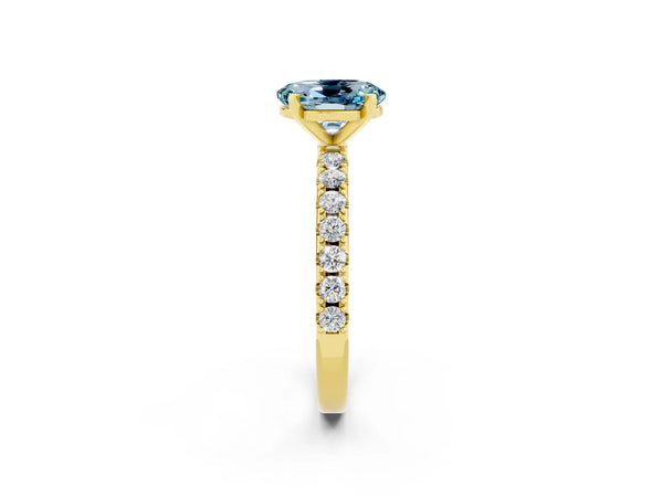 Yellow gold Oval Cut Aquamarine Solitaire Pavé Band with Four-Prong Setting