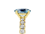 Yellow gold Oval Cut Aquamarine Solitaire Pavé Engagement Ring with Round Band and Prong Setting_77