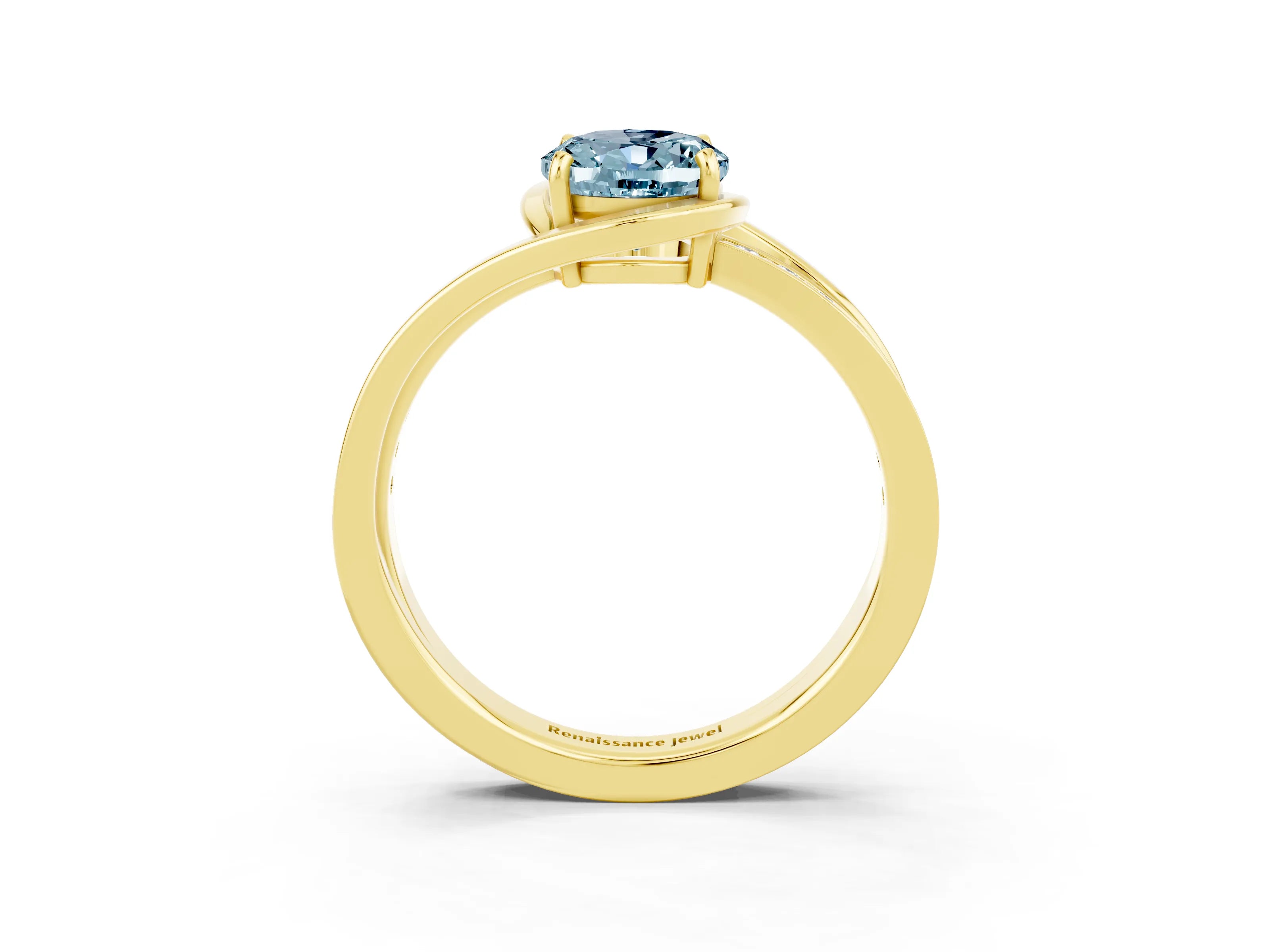 Yellow gold Oval Cut Aquamarine Solitaire Ring with Split Shank and Prong Setting_3