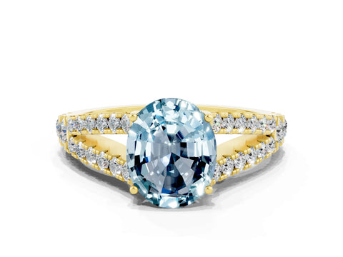 Yellow gold Oval Cut Aquamarine Split Shank Pavé Engagement Ring with Four-Prong Setting_12