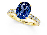 Yellow gold Oval Cut Blue Sapphire Pavé Solitaire Ring with Round Band and Prong Setting_25