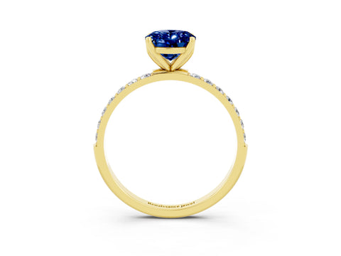 Yellow gold Oval Cut Blue Sapphire Solitaire Engagement Ring with Pavé Band and Prong Setting_3