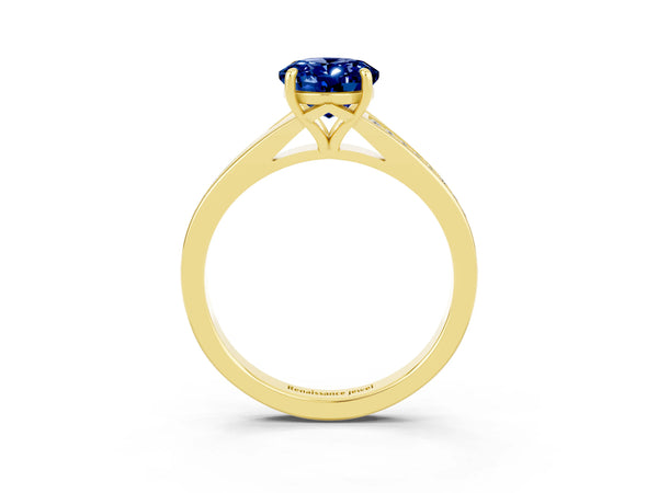 Yellow gold Oval Cut Blue Sapphire Solitaire Ring with Pavé Band and Prong Setting
