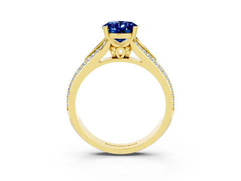 Yellow gold Oval Cut Blue Sapphire Split Shank Engagement Ring with Pavé Band_3
