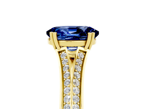 Yellow gold Oval Cut Blue Sapphire Split Shank Engagement Ring with Pavé Band_5