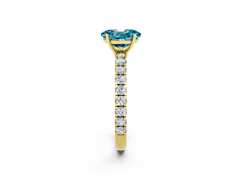 Yellow gold Oval Cut Blue Topaz Pavé Solitaire Engagement Ring with Four-Prong Setting_14