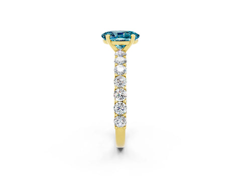 Yellow gold Oval Cut Blue Topaz Solitaire Ring with Shared Prong Pavé Band and Four-Prong Setting_2