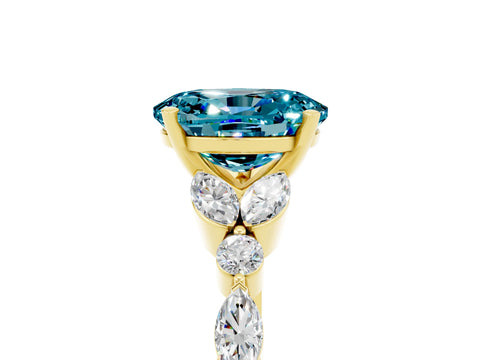 Yellow gold Oval Cut Blue Topaz Solitaire Ring with Side Stones and Four-Prong Setting_17