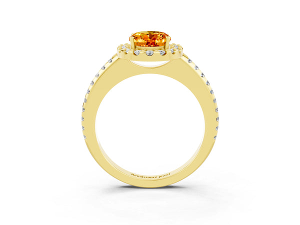Yellow gold Oval Cut Citrine Pavé Halo Ring with Four-Prong Setting