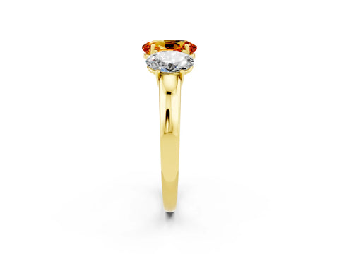 Yellow gold Oval Cut Citrine Three-Stone Ring with Four-Prong Setting and Classic Band_2