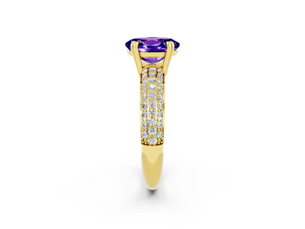 Yellow gold Oval Cut Tanzanite Vintage Milgrain Ring with Round  Stations