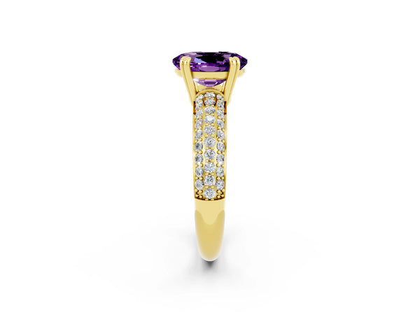 Yellow gold Oval Cut Amethyst Vintage Milgrain Ring with Round  Stations
