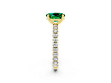 Yellow gold Oval Cut Cut Diamond Pavé Band with Four-Prong Setting_2