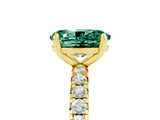 Yellow gold Oval Cut Cut Diamond Pavé Band with Four-Prong Setting_5