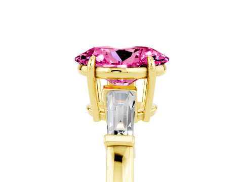 Yellow gold Oval Cut Cut Diamond Ring with Tapered Baguette Side Stones in Four-Prong Setting_5