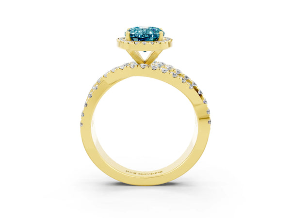 Yellow gold Oval Cut Cut Halo Split Shank Prong Setting Ring